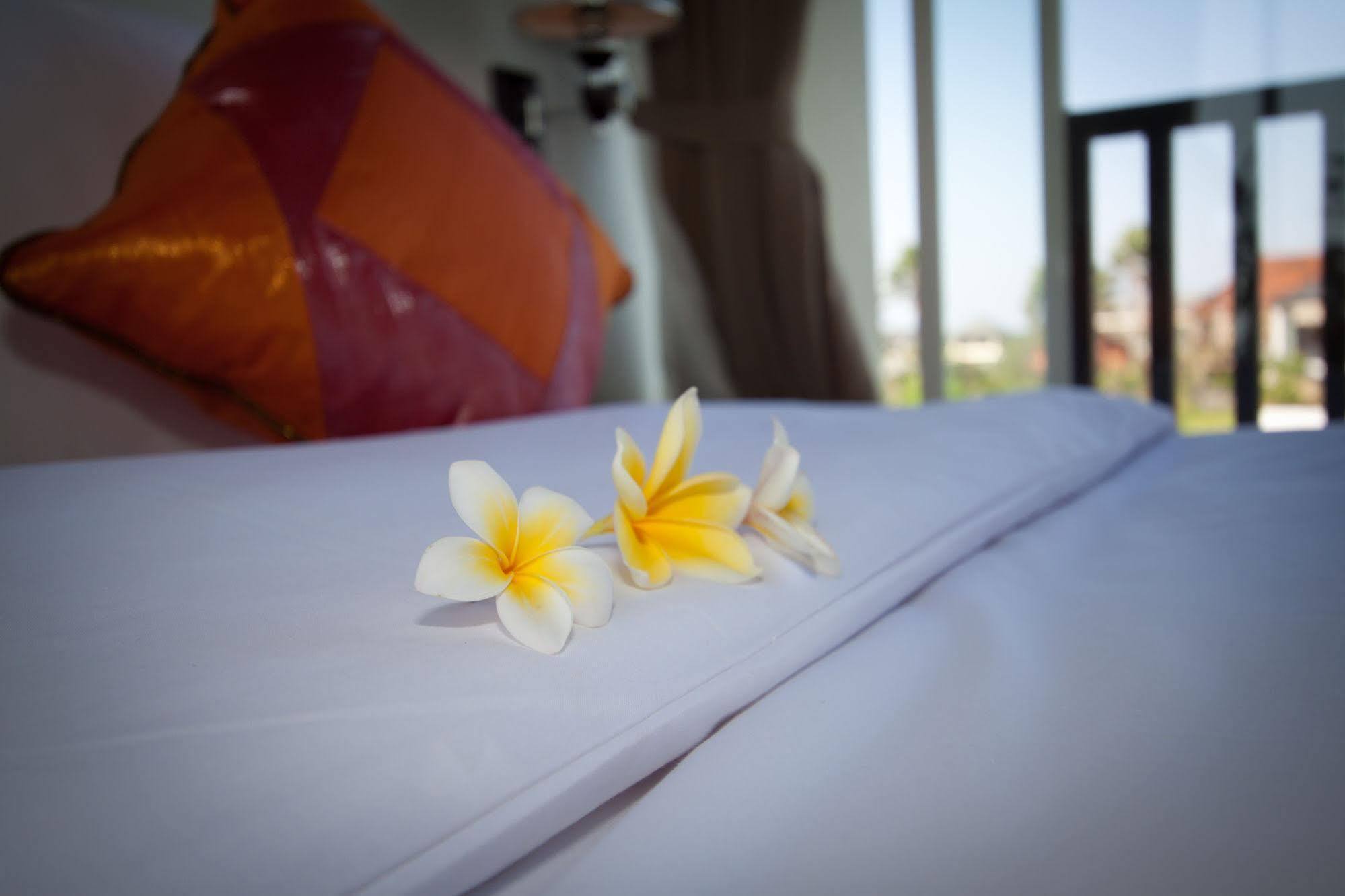 קוטה לומבוק Grace And Milena Guesthouse מראה חיצוני תמונה
